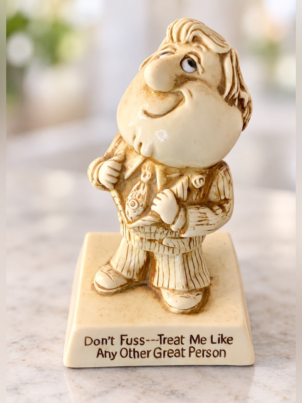 Vintage 1977 Russ Berrie #9238 “Don’t Fuss” Figurine